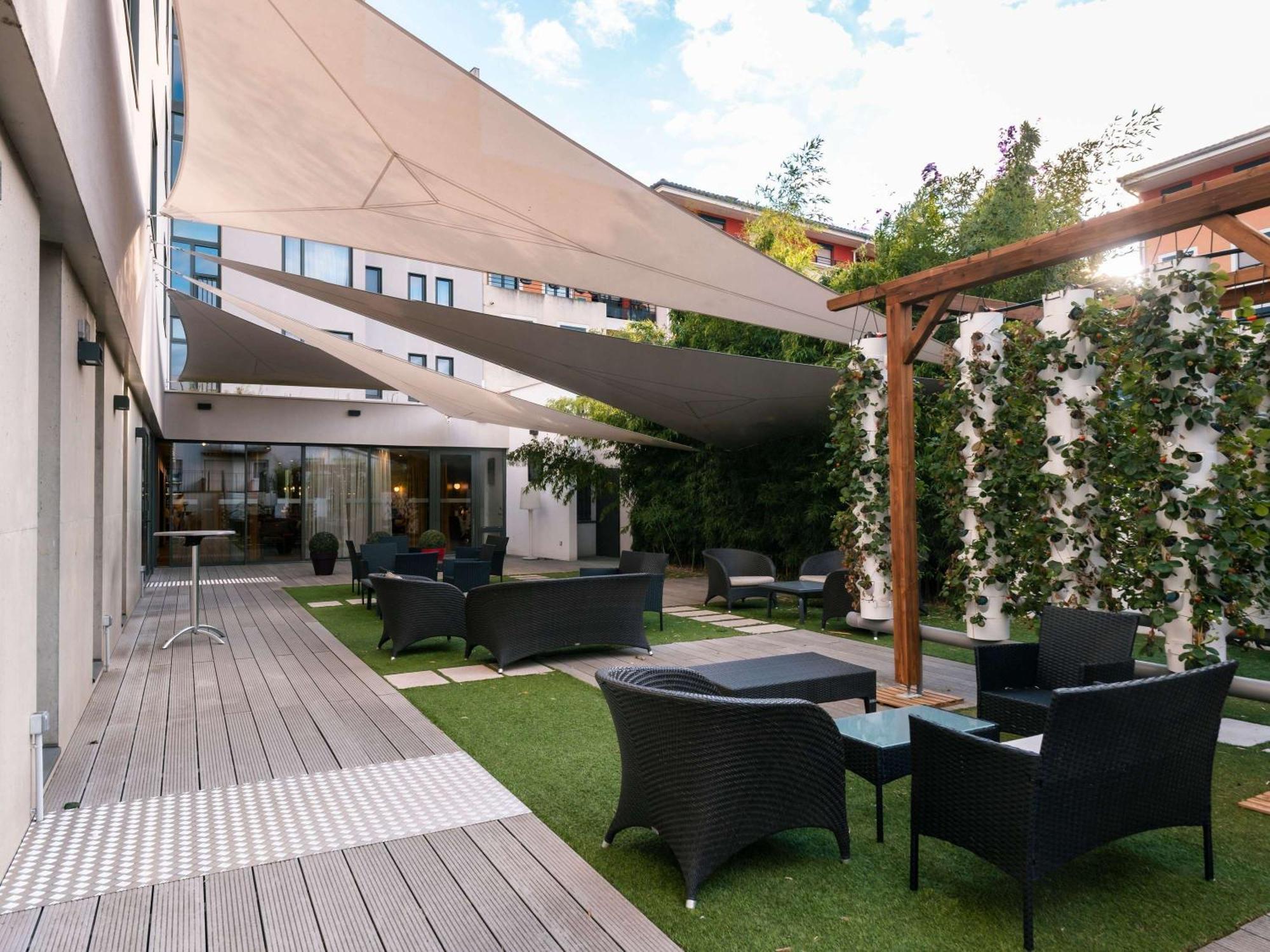 Mercure Villefranche-sur-Saône Exterior photo
